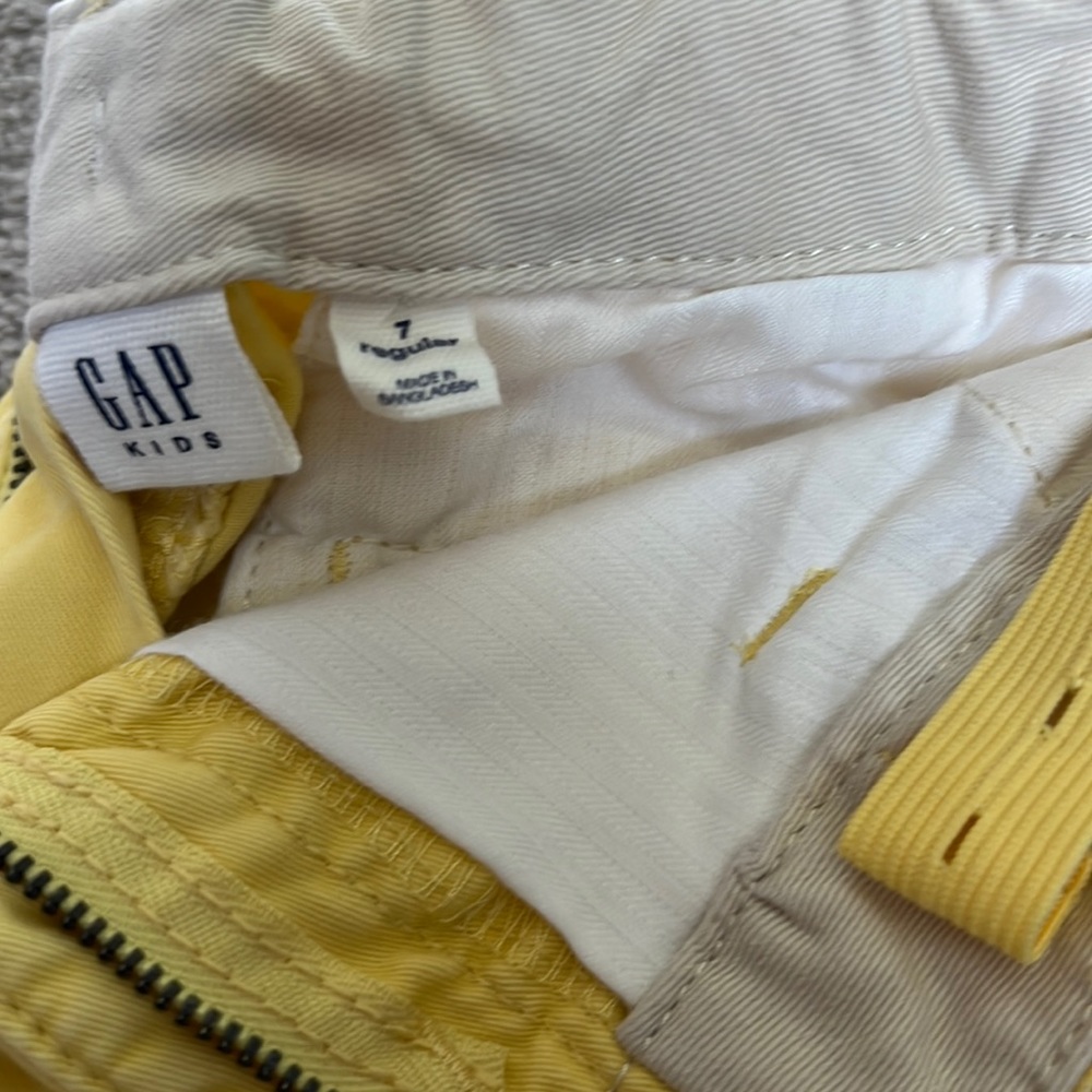 Gently used Gap boys gray front shorts